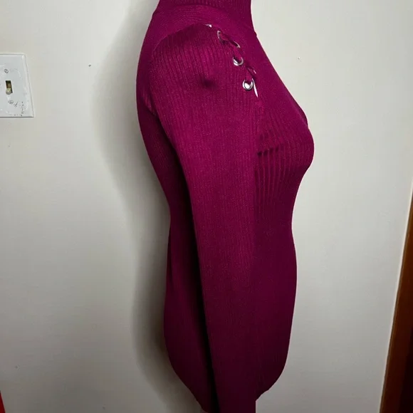 Hippie Rose Sweater - Picture 3 of 4